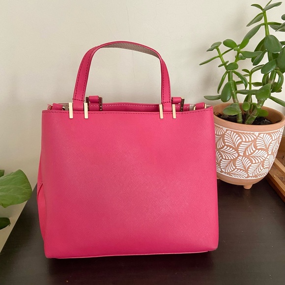 Hot pink Kate Spade bag with bow - Picture 3 of 5
